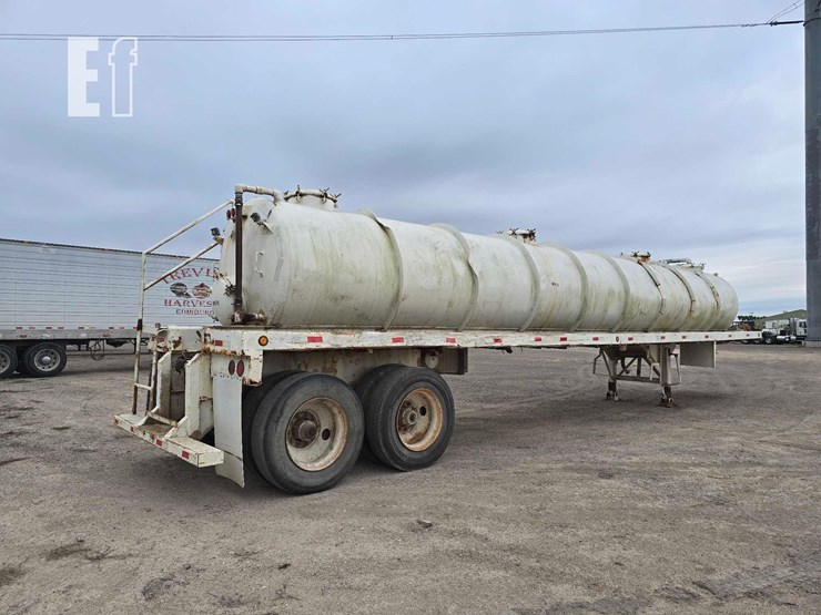 2011-tytal-steel-vacuum-41-foot-tanker-trailer-image-3