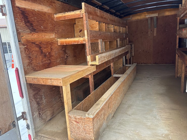 2004-united-expressline-image-17