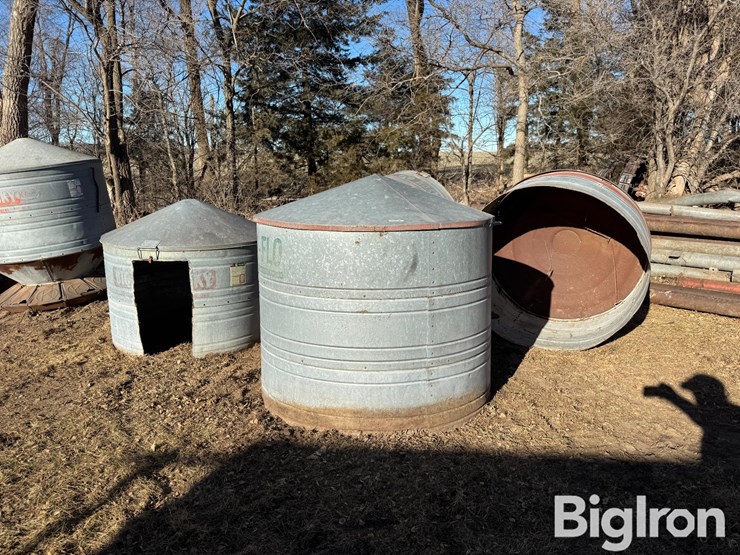 calf-shelter/hog-feeders-image-9