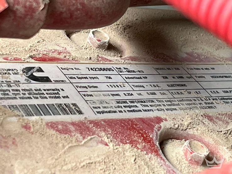 2018-freightliner-m2-106-image-7