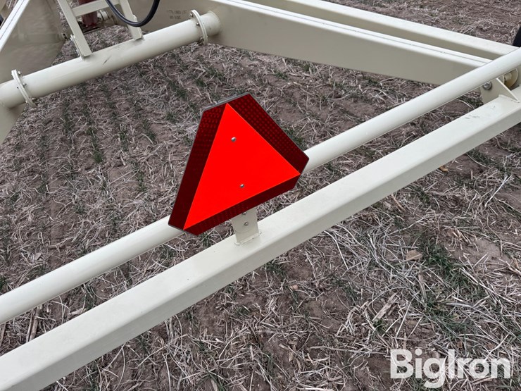 farm-king-1385-auger-w/swing-out-hopper-image-14