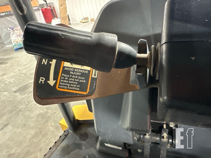 2014-deere-310k-ep-image-23