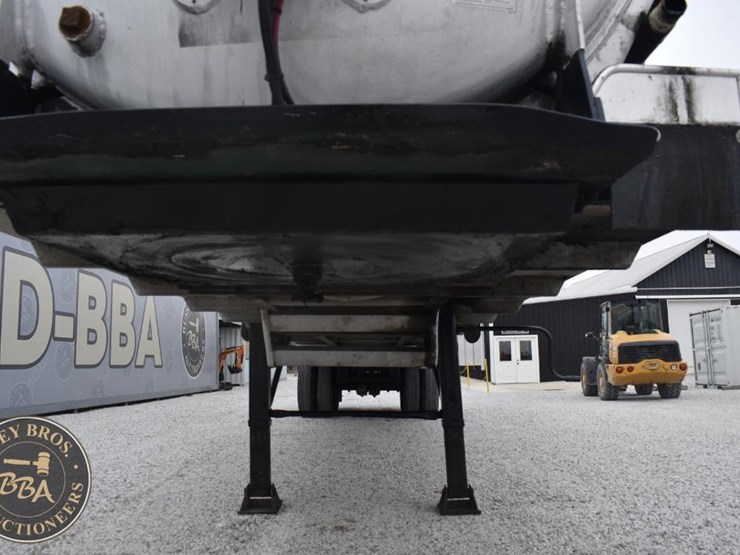 2008-troxell-tanker-image-14