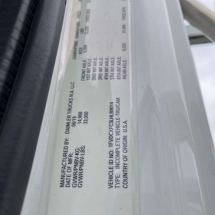 2020 FREIGHTLINER M2 106