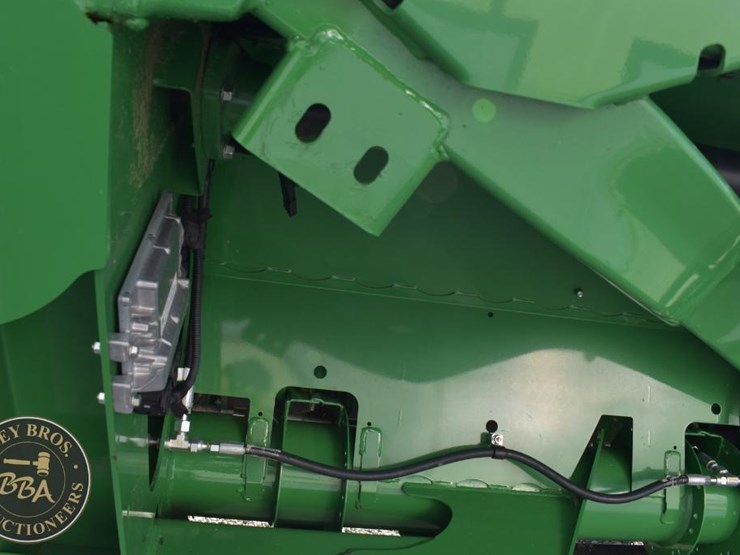 2020-john-deere-740fd-image-54