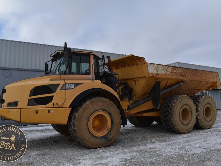 2011-volvo-a40f-image-3