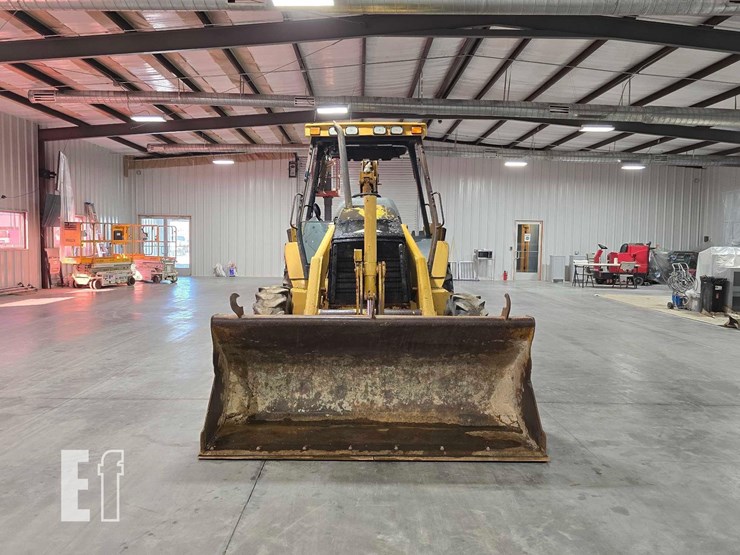 2001-caterpillar-420d-image-7