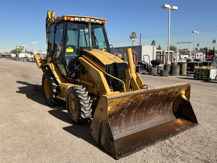 caterpillar-420d-image-4