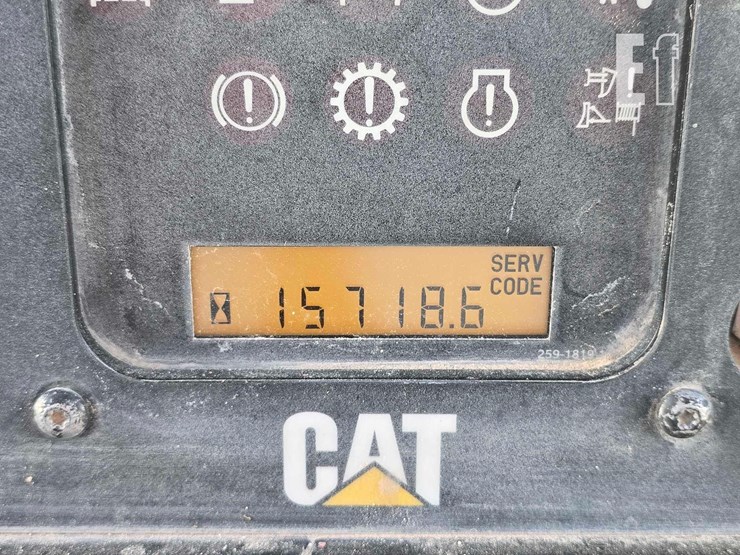 2007-caterpillar-d6r-image-17