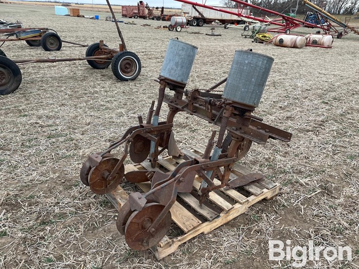 antique-planter-image-5