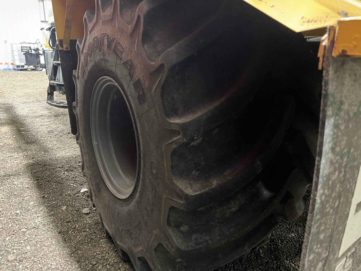 2012-ag-chem-tg8300-image-27