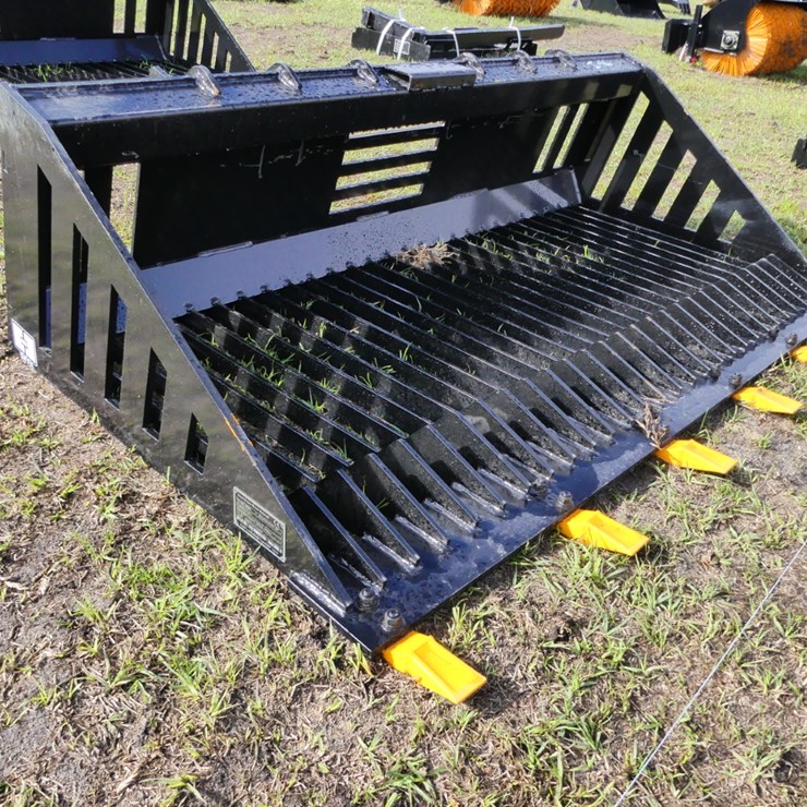 Giyi RB66 Quick Attach 66" Rock Bucket