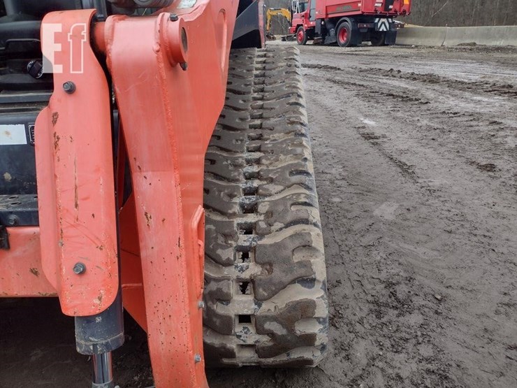 2017-kubota-svl95-2s-image-26