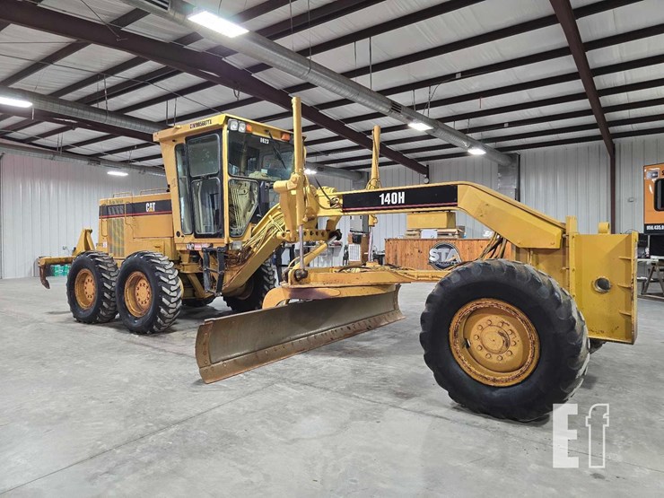 2001-caterpillar-140h-image-2