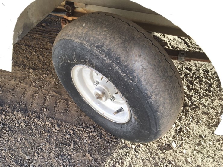 taylor-dunn-b210-image-9