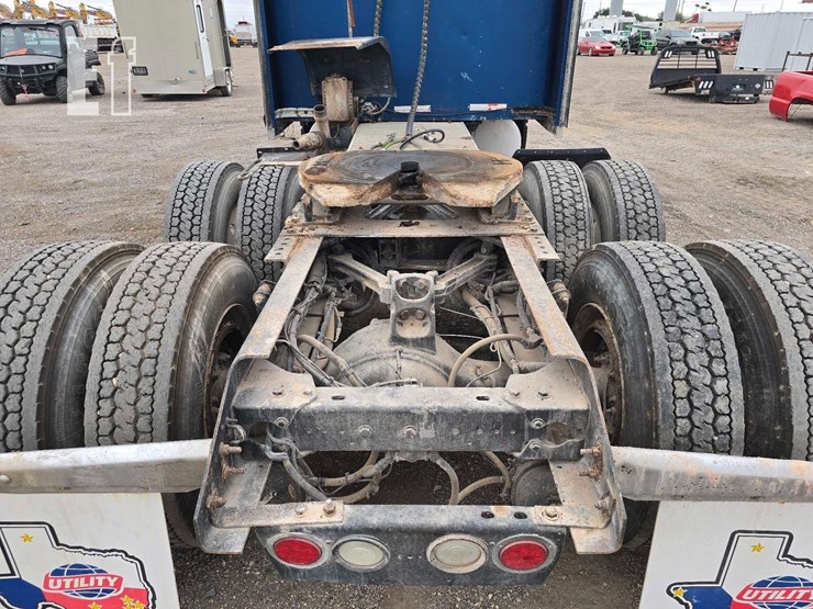 kenworth-t600-image-17