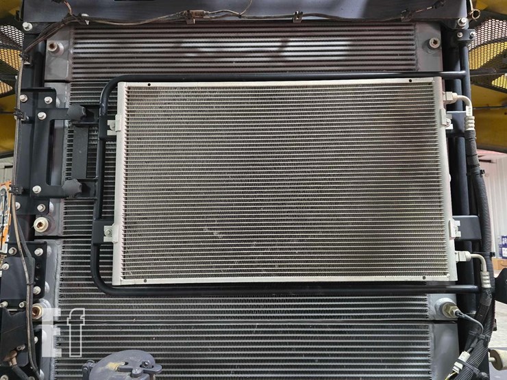 2022-xcmg-xc938u-image-34