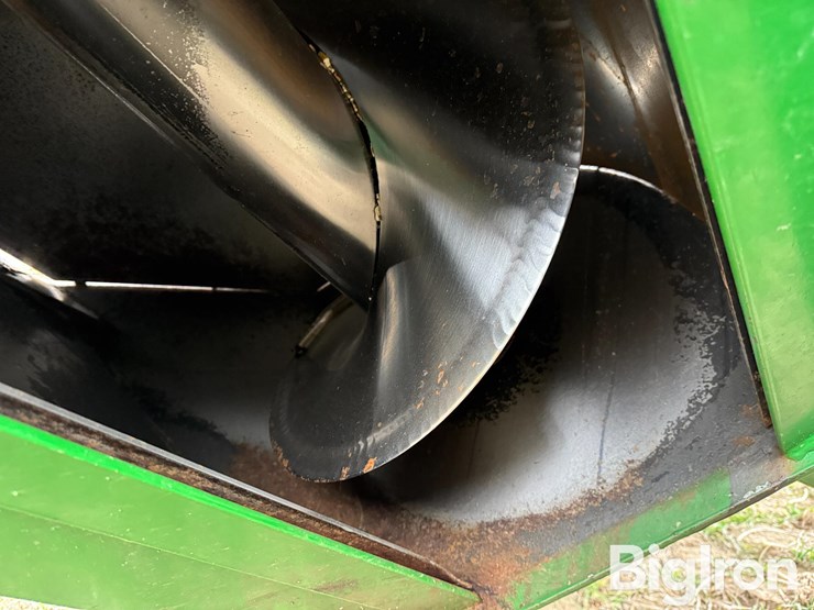 2011-j&m-750-image-17