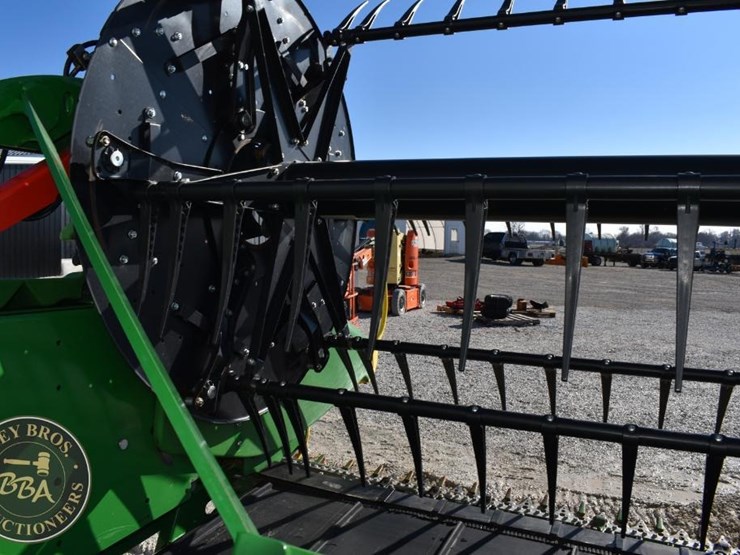 2020-john-deere-740fd-image-14