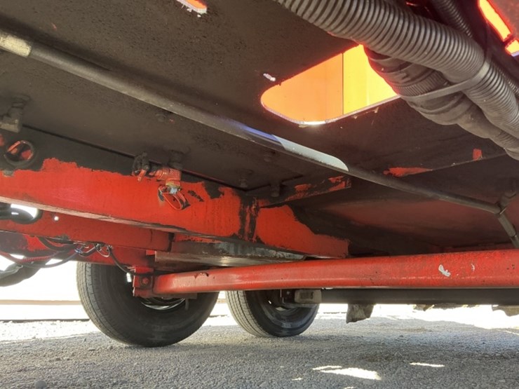 2018-crafco-ss250d-towable-crack-sealer-image-23