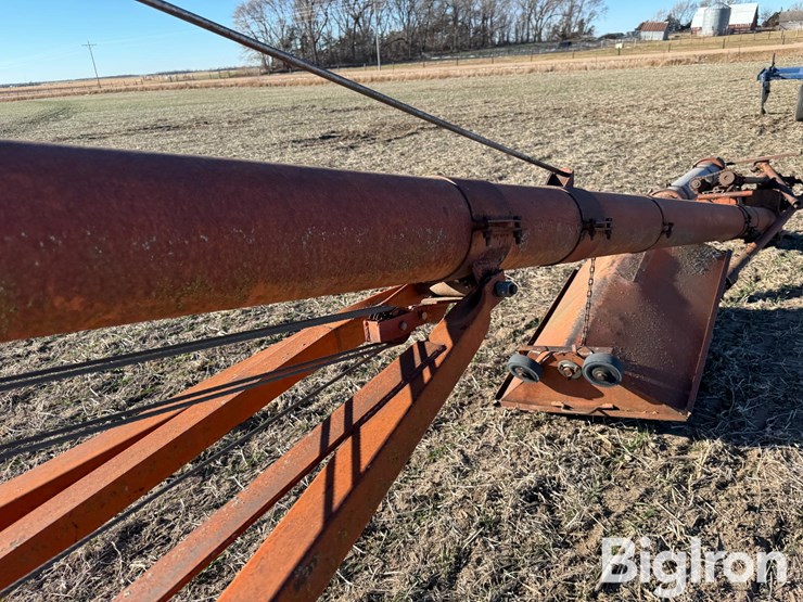 sudenga-8"x65'-auger-w/swing-out-hopper-image-16