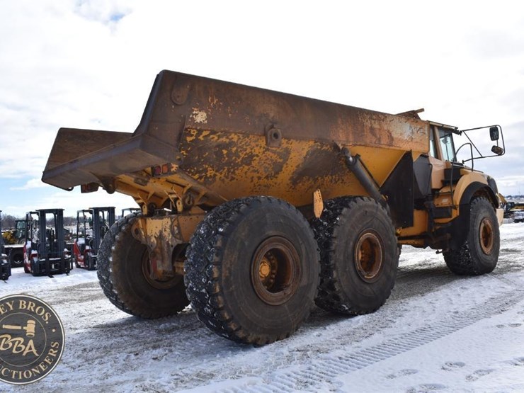 2012-volvo-a40f-image-9