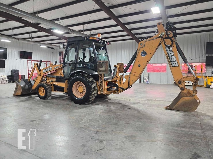 2013-case-580n-image-4