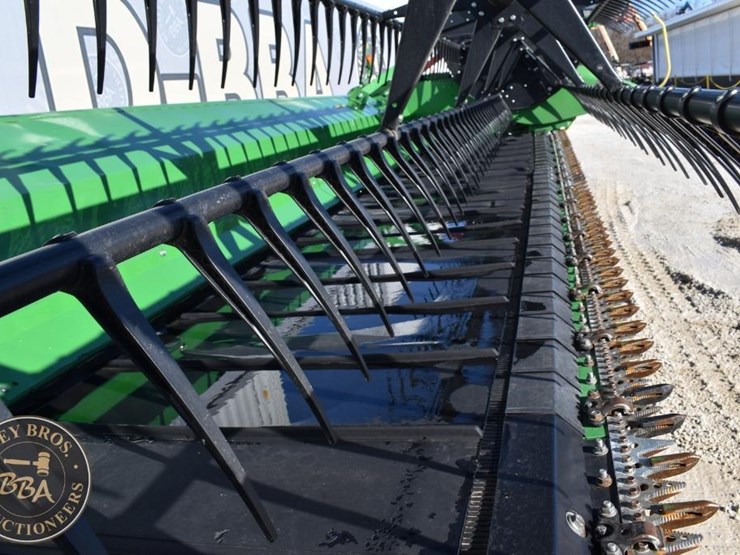 2020-john-deere-740fd-image-39