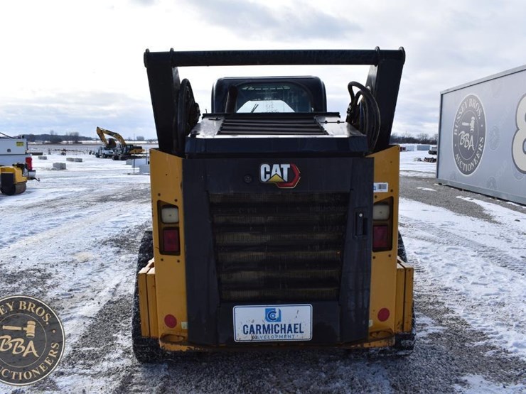 2020-caterpillar-299d3-image-10