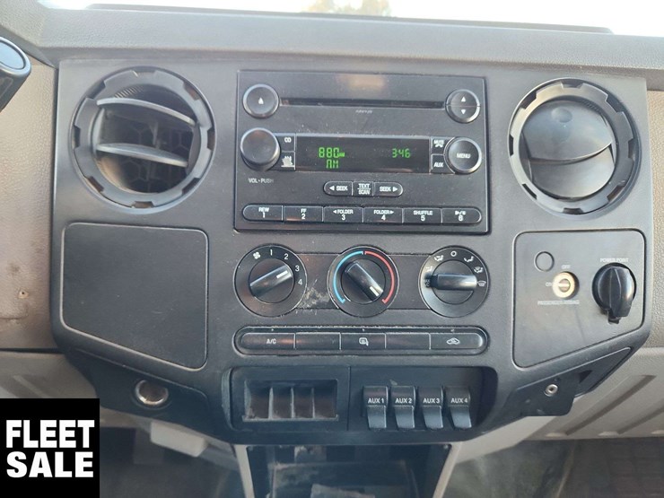 2008-ford-f550-image-24