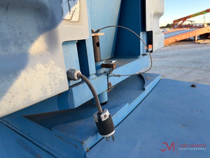 2005-genie-s40-image-7