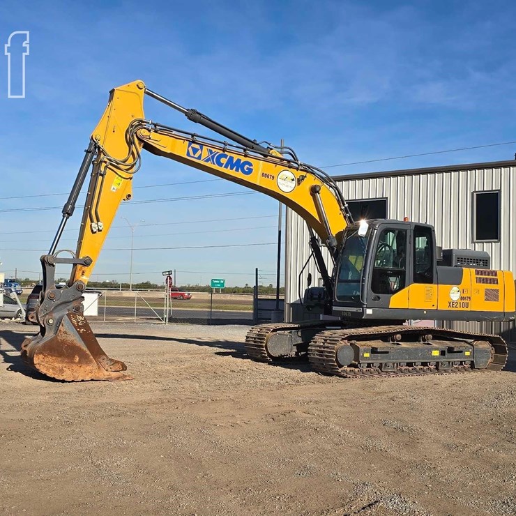 2023 XCMG XE210U