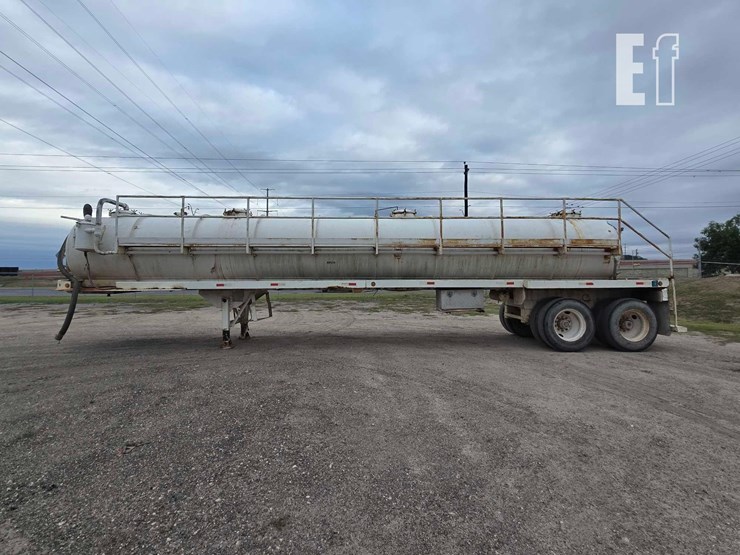 2011-tytal-steel-vacuum-41-foot-tanker-trailer-image-5