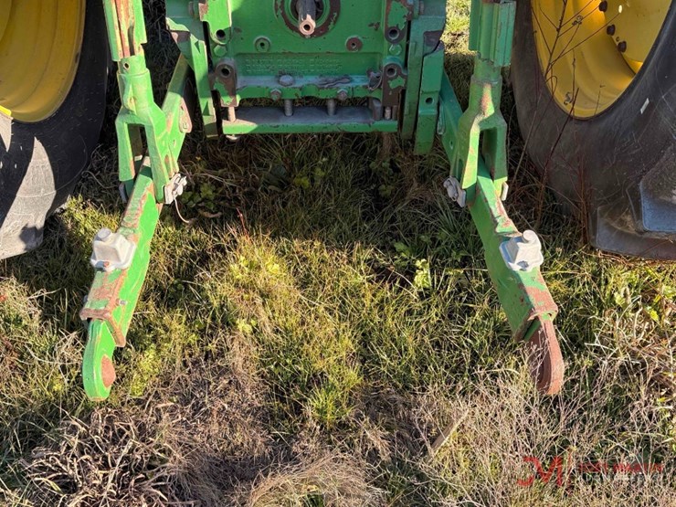 2014-john-deere-6150m-image-15