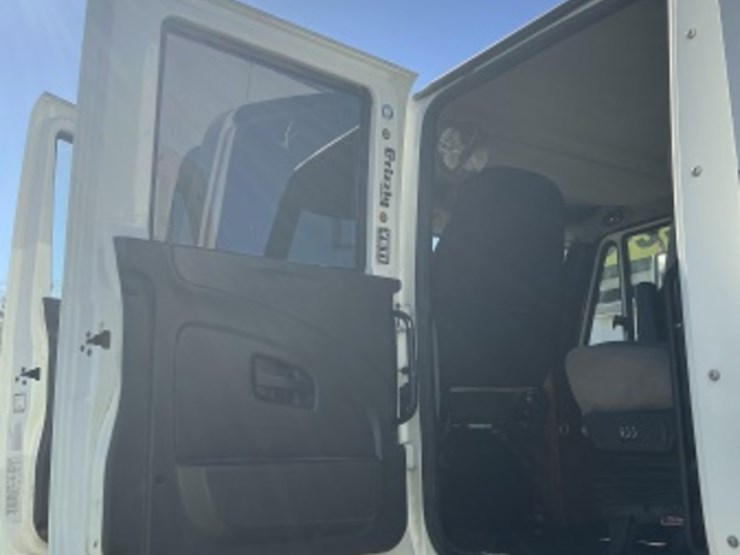 2014-international-7500-u/t-image-40