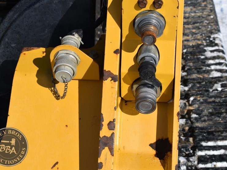 2019-caterpillar-259d-image-28