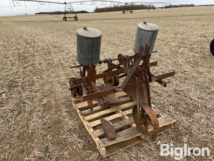 antique-planter-image-3