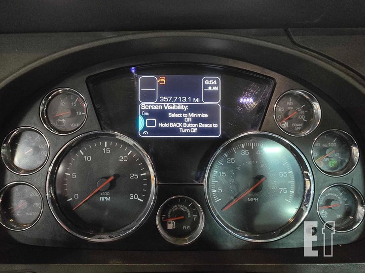 2015-kenworth-t680-image-13