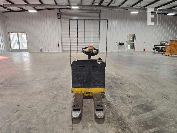 2009-yale-mpb040e-image-7