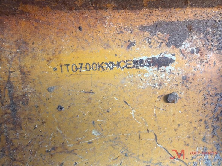 deere-700k-lgp-image-25