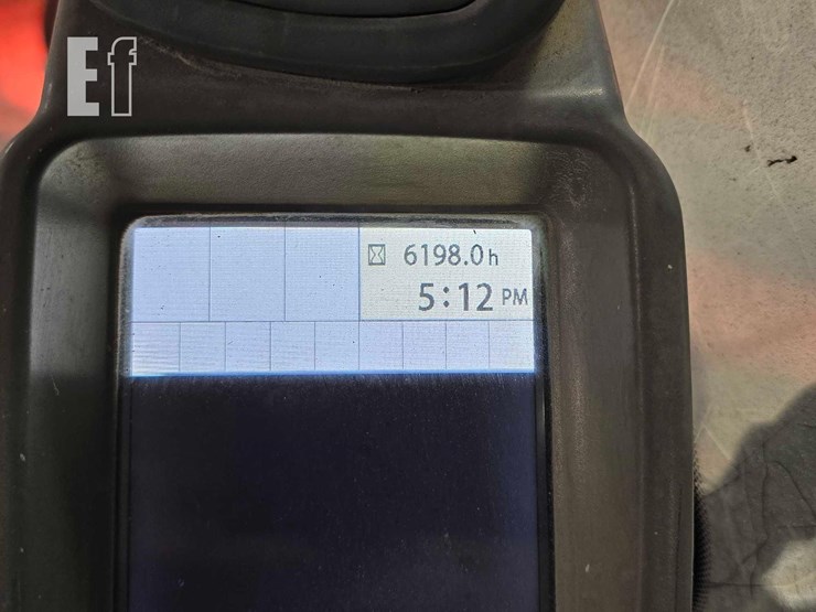 2016-deere-75g-image-22