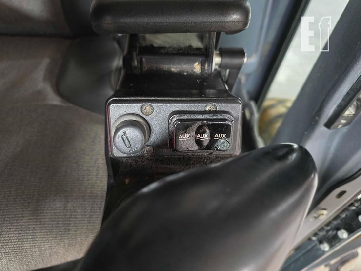 2020-deere-670gp-image-19