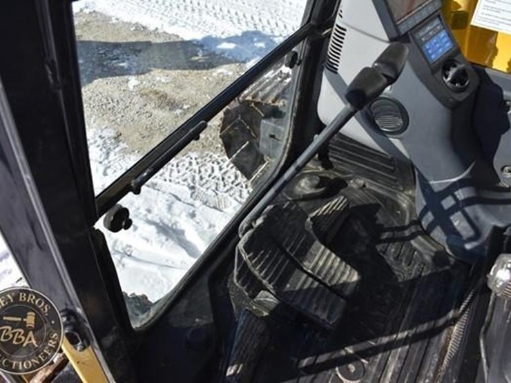 2021-komatsu-pc138us-lc-11-image-74