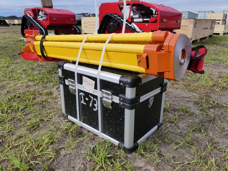 land-survey-kit-image-1