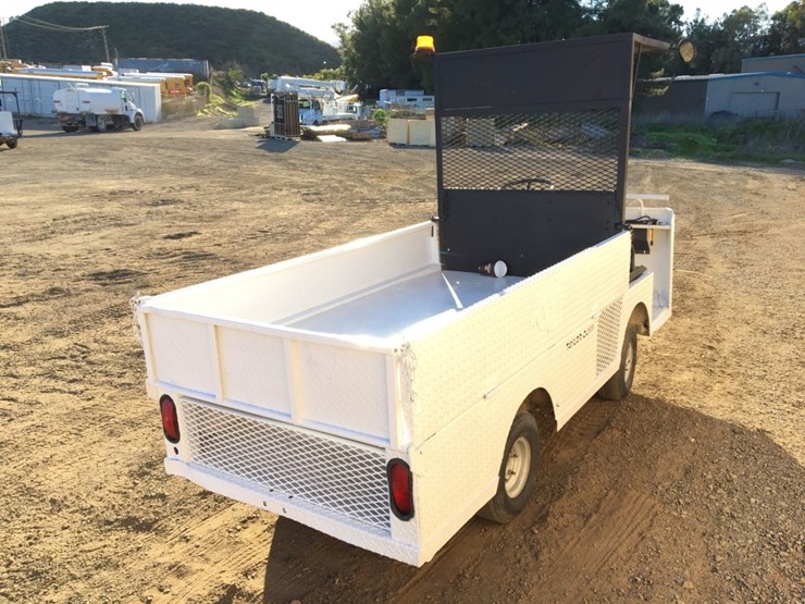 taylor-dunn-b210-image-3