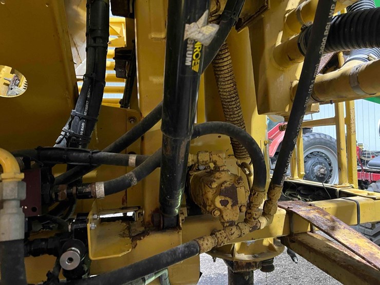 2012-ag-chem-tg8300-image-13