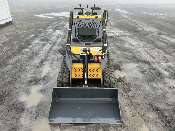 2025-sdlanch-sdll60-mini-compact-track-loader-image-8