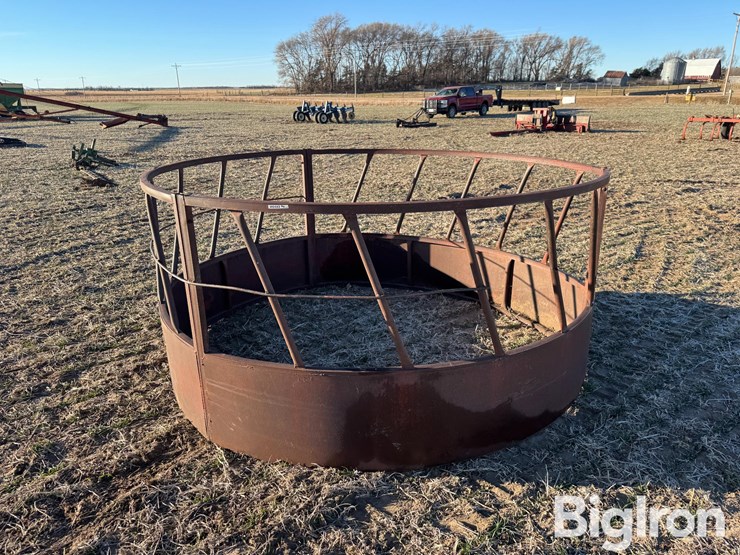 round-bale-feeder-image-1