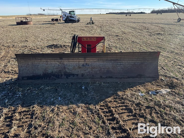 ford-tractor-image-2