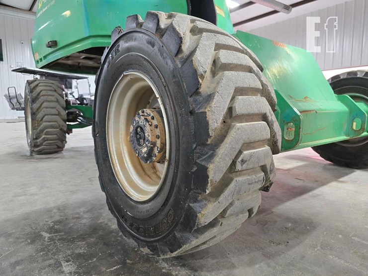 2016-jlg-460sj-image-11